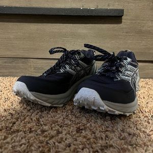 Womens Asics Running Shoes